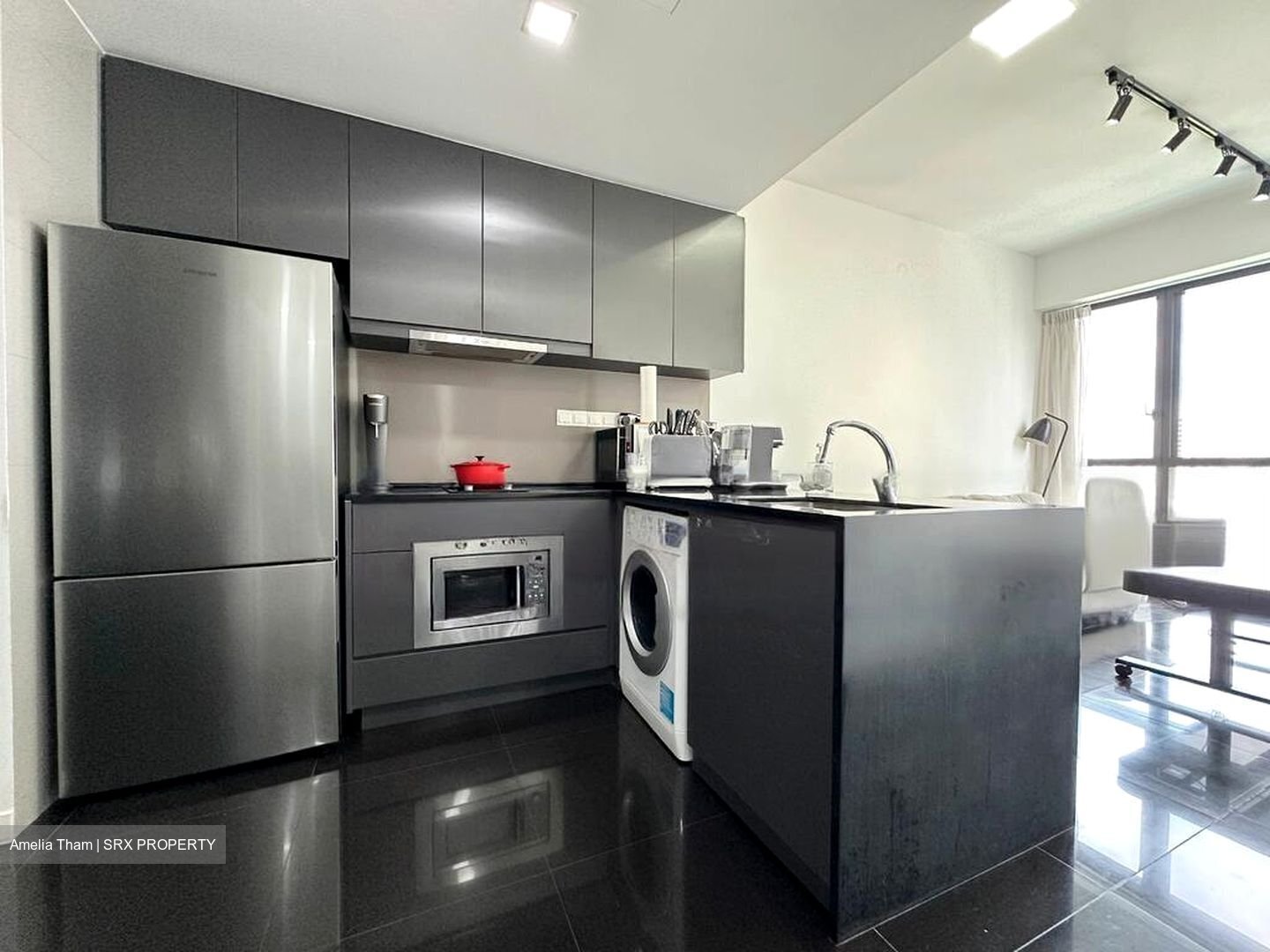 Sky Vue (D20), Condominium #457208021
